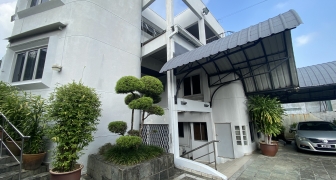 2 5 storey bungalow @ Bukit Pantai, Kuala Lumpur
